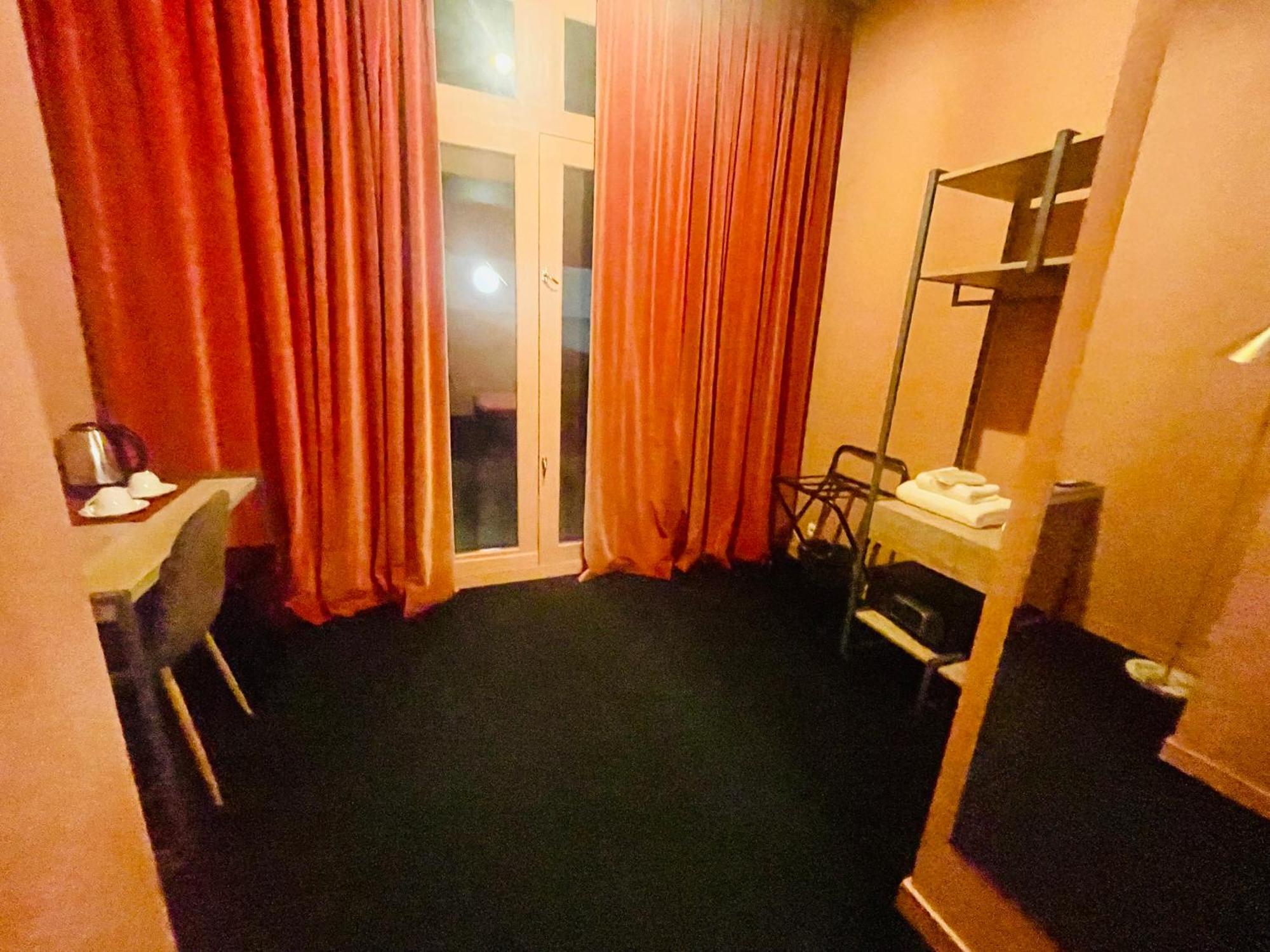 Freeze Inn Tbilisi Eksteriør bilde